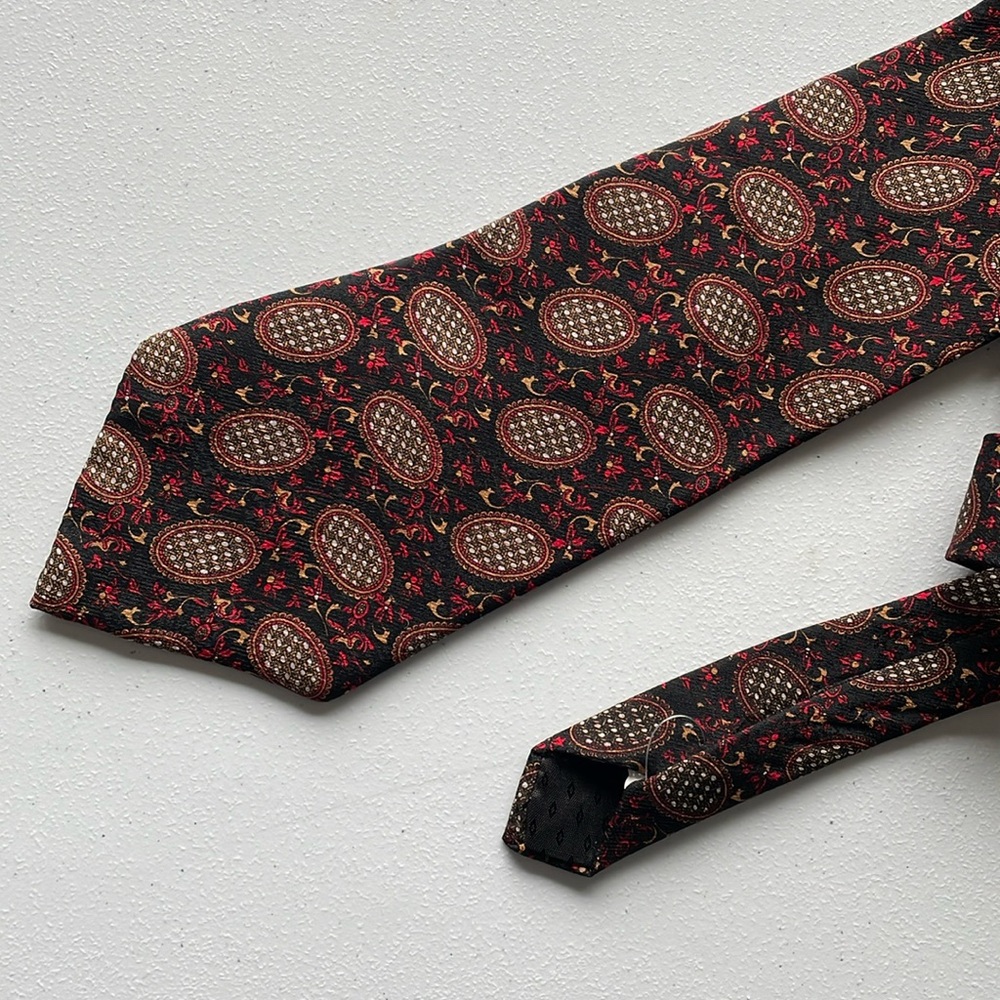 Hardy Amies 14 Savile row London Uk, Silk tie